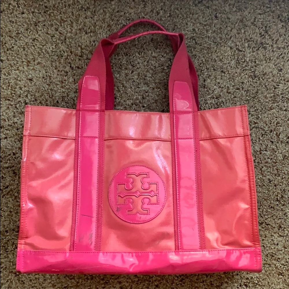 Gently used authentic Tory Burch tote